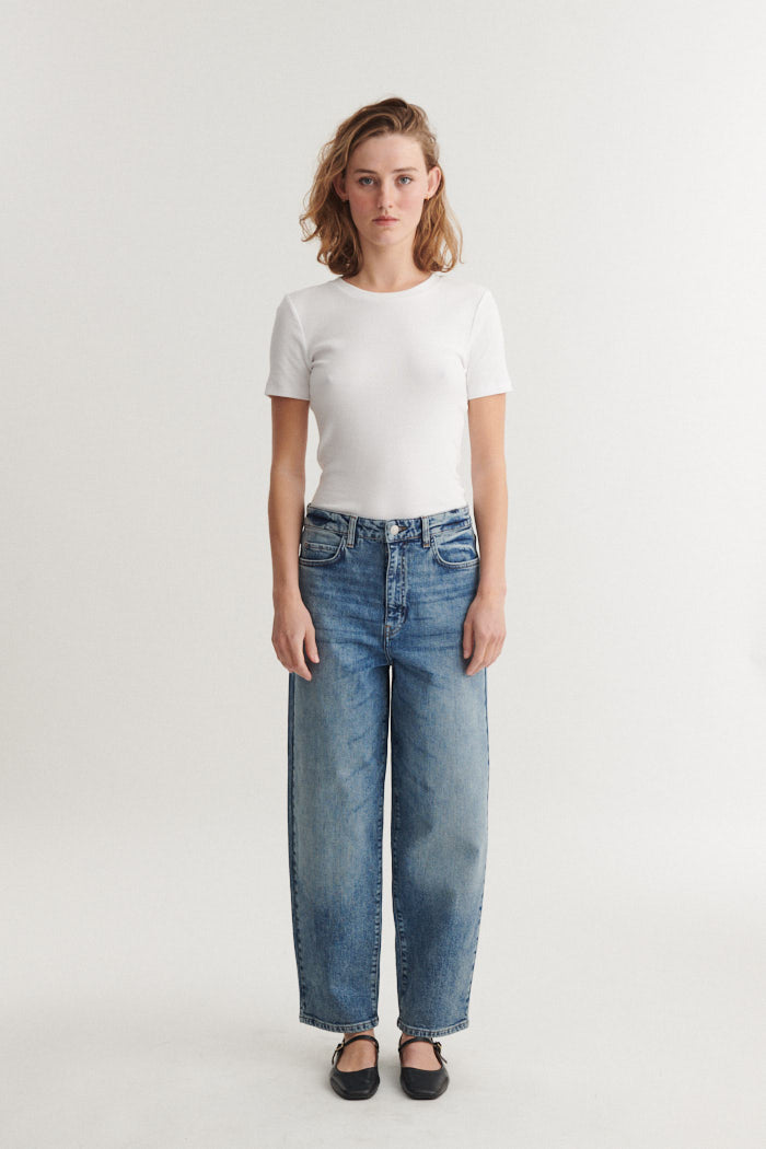 Ea Stone W. – Jean en denim délavé effet stone