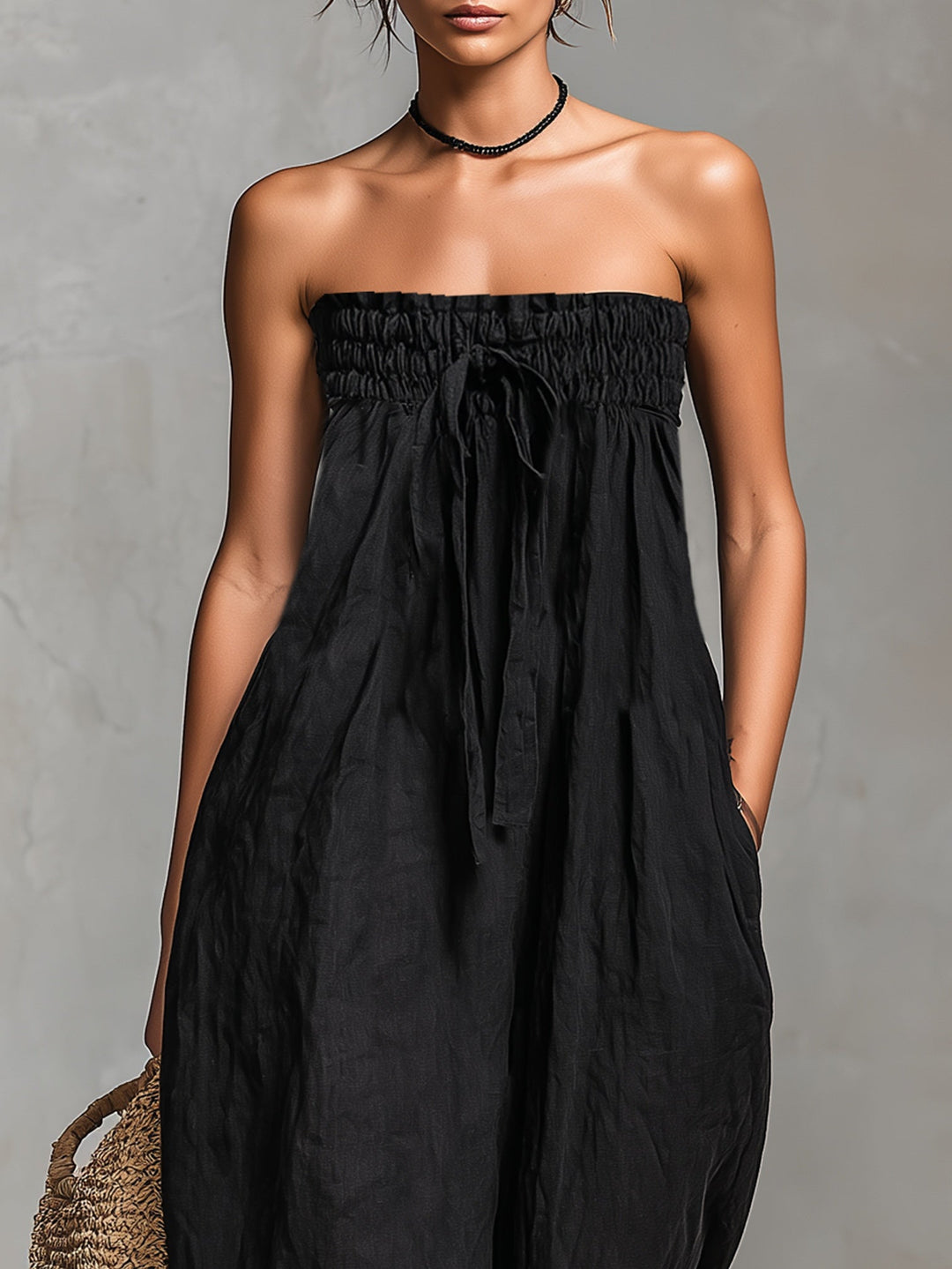 Nina™ || Combinaison chic sans bretelles