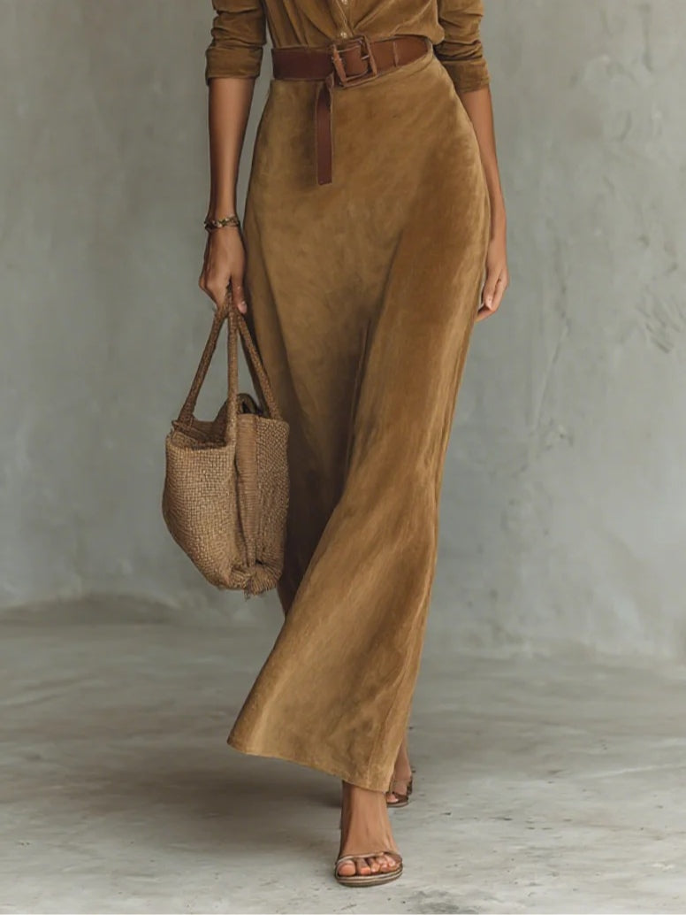 Juline™ | Robe Maxi en Suède à Col Revers